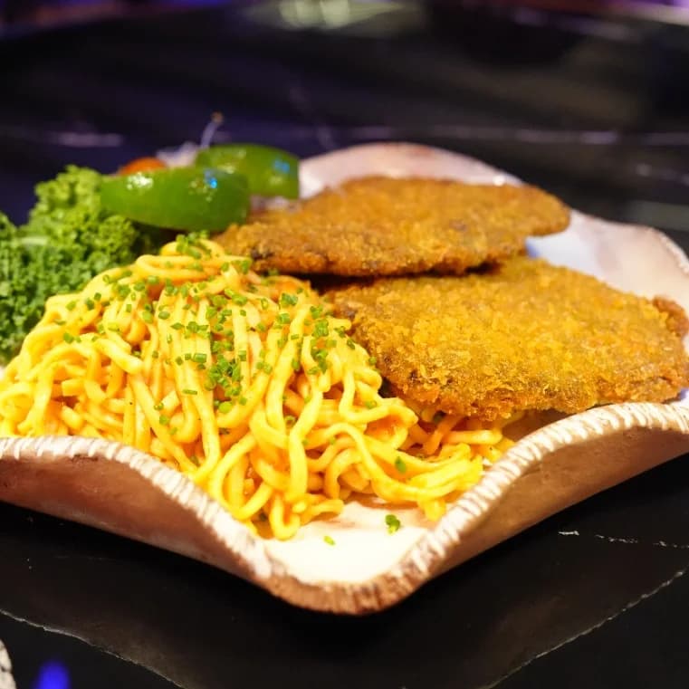 Milanesas de lomo y tagliolini