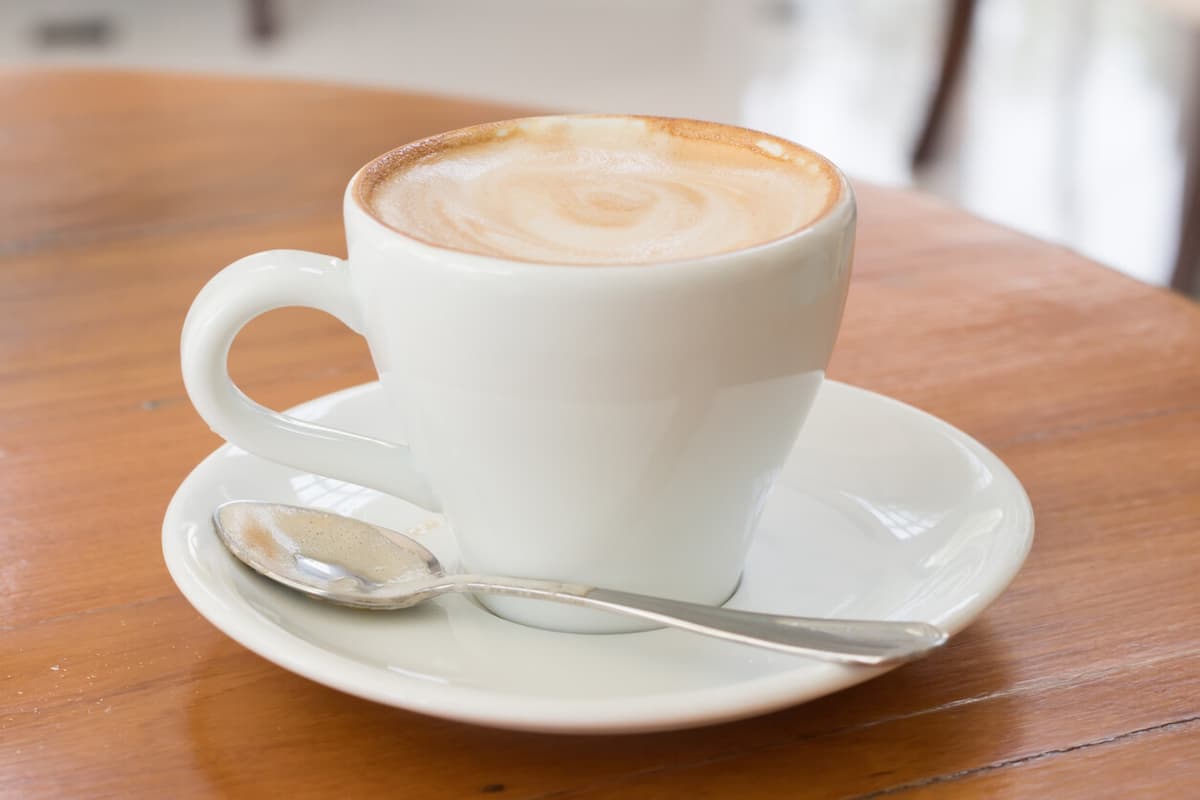 CAFÉ CON LECHE