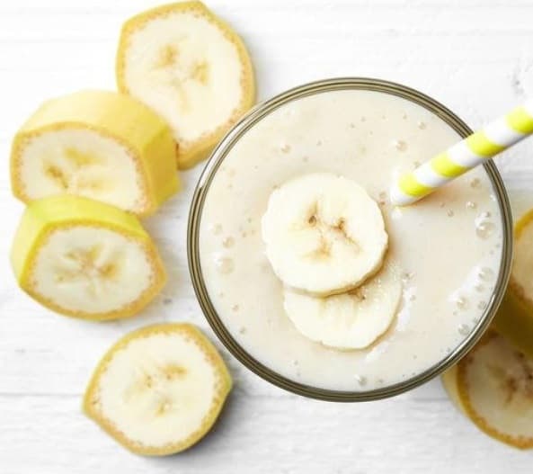 LICUADO DE BANANÁ