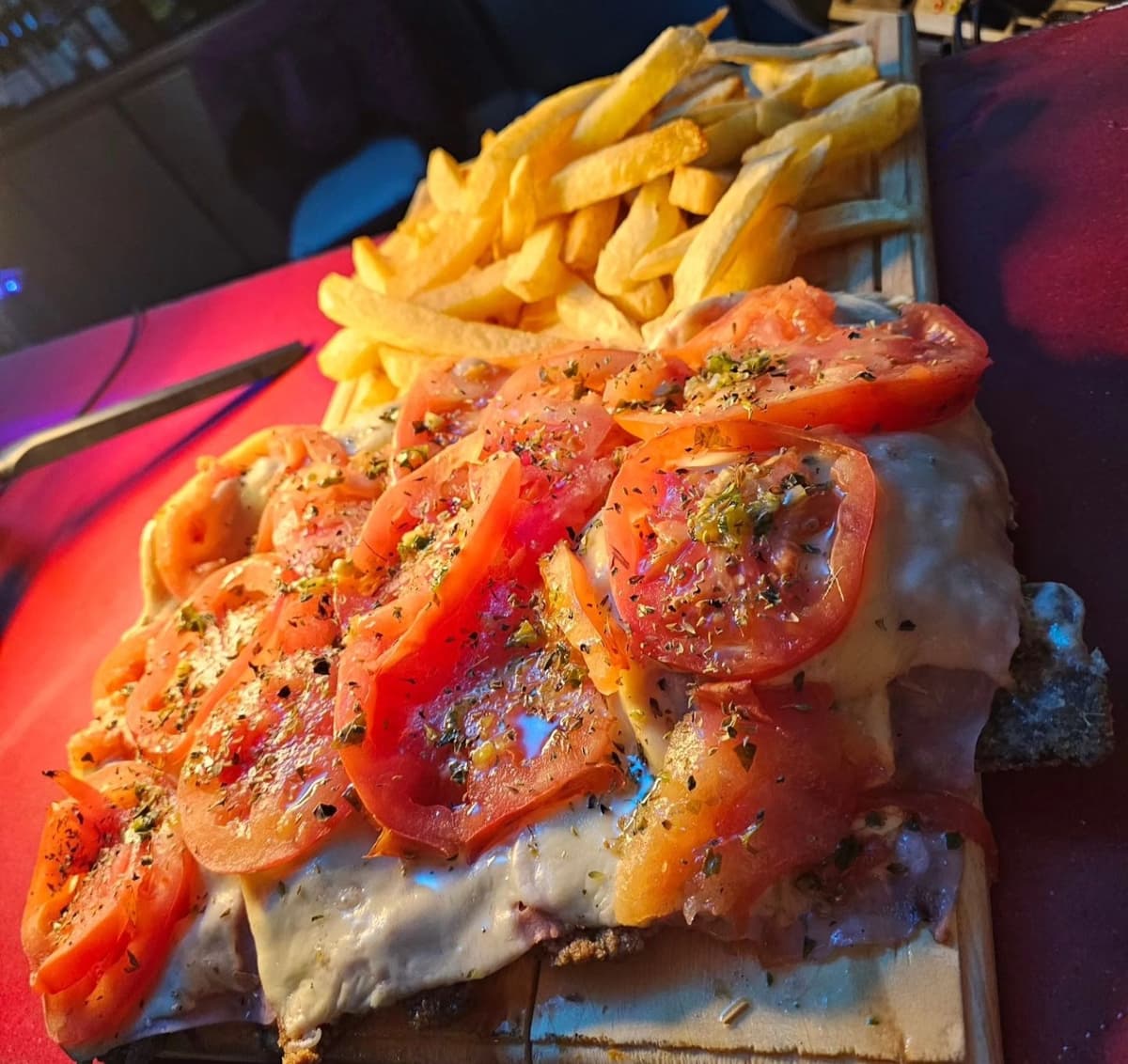 MILANESA NAPOLITANA