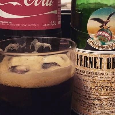 FERNET CON COCA COLA