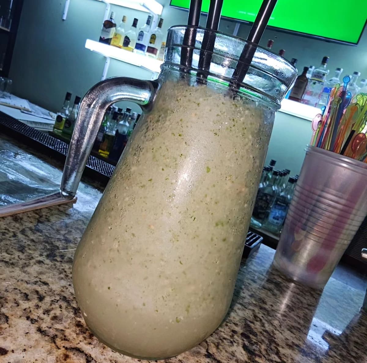 JARRA DE LIMONADA CON ALCOHOL