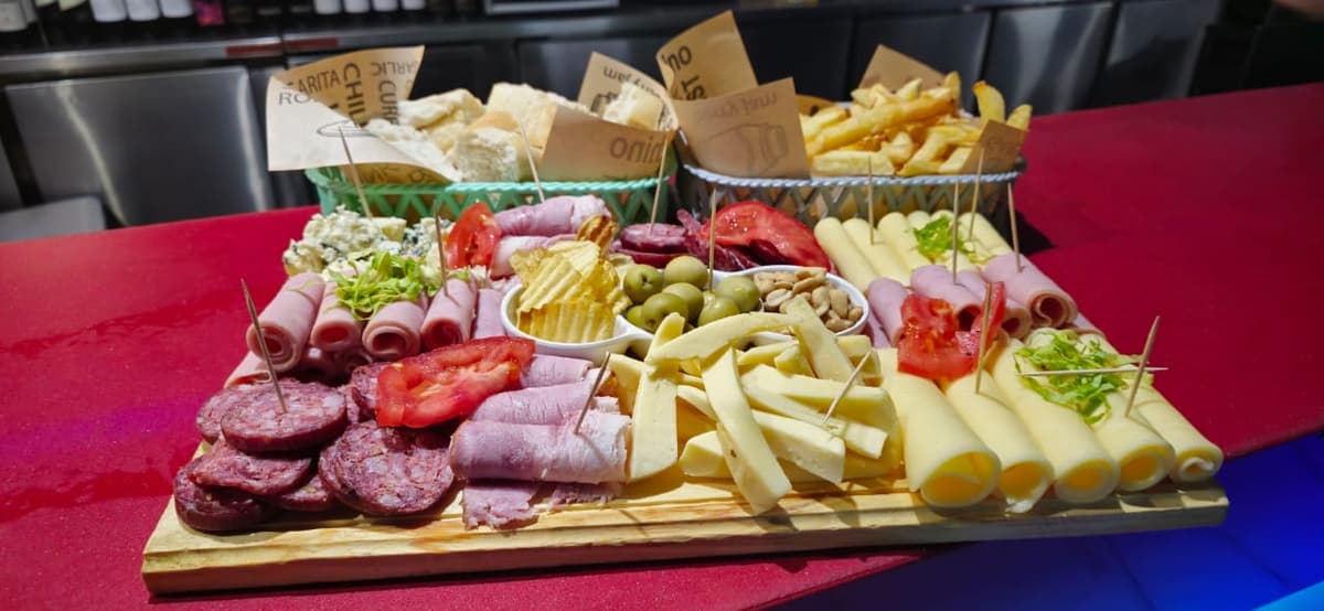 PICADA PARA 6 PERSONAS