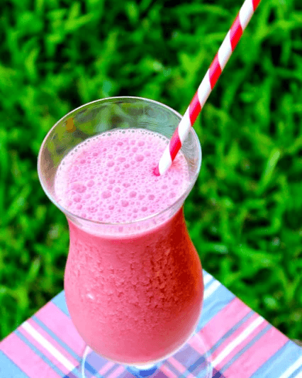 Smoothie de morango com leite