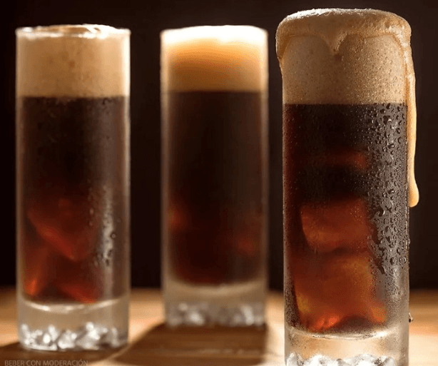 Fernet Branca con cola