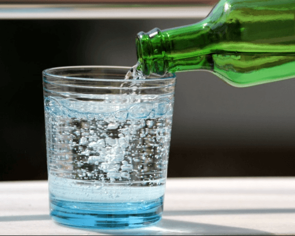 Agua con gas