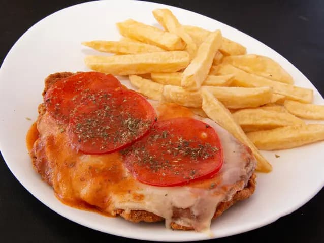 Suprema de pollo napolitana