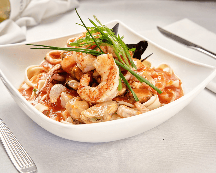 Fettuccine con frutos de mar