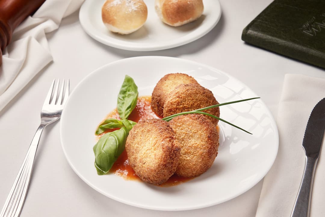 Fritata de Mozarella en coulis de tomate
