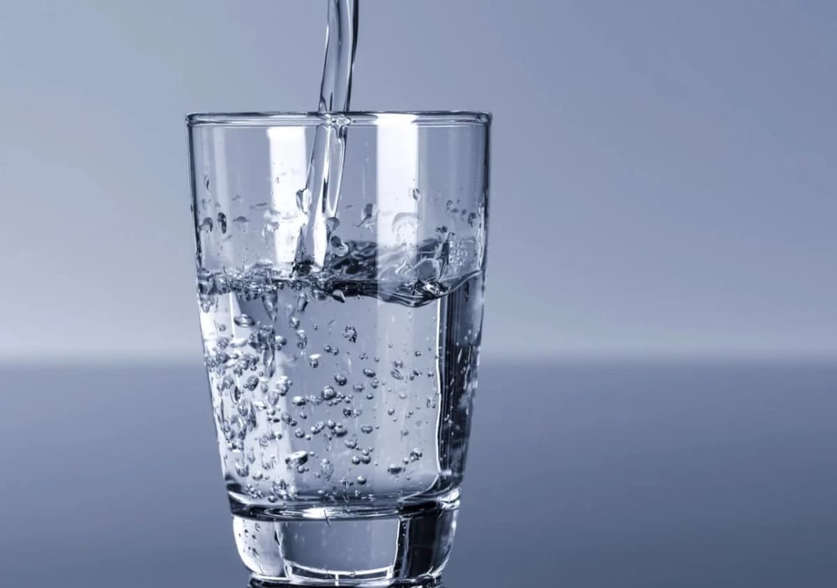 AGUA MINERAL